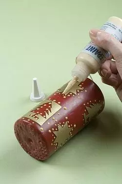 Gyertya festő tollal dekoráció